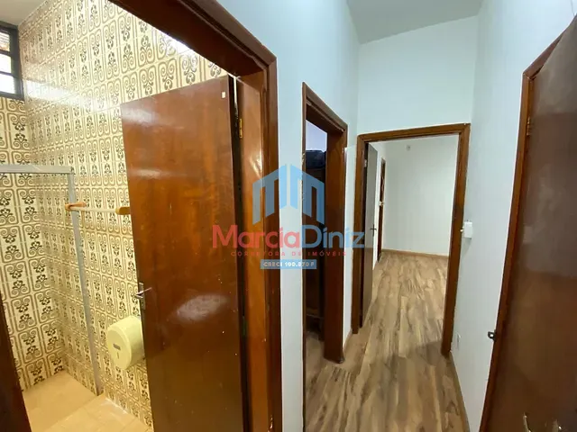 Casa 3 quartos e 1 banheiro, para alugar, no bairro Centro em Ituverava