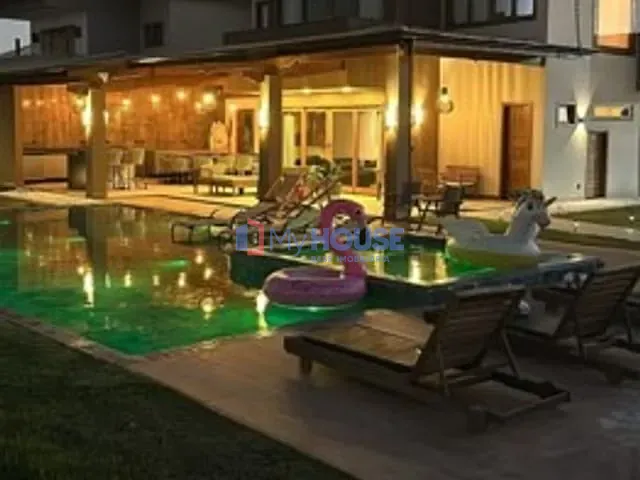 Casa com 1048m² 6 quartos e 7 banheiros, à venda, no bairro rodovia 001 em Ilhéus