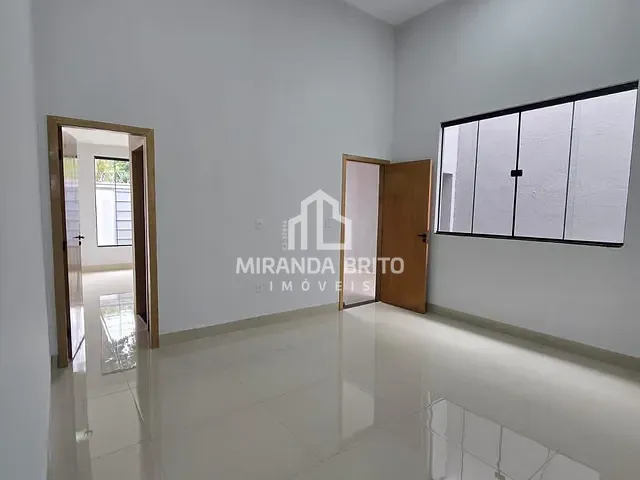 Casa 2 quartos e 2 banheiros, à venda, no bairro Residencial Granville em Goiânia