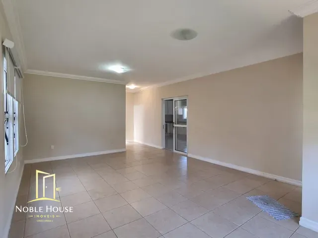 Casa 5 quartos e 5 banheiros, para alugar, no bairro Santa Rosa em Vinhedo