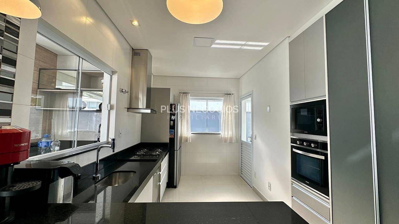 Casa, 4 quartos, 246 m² - Foto 17