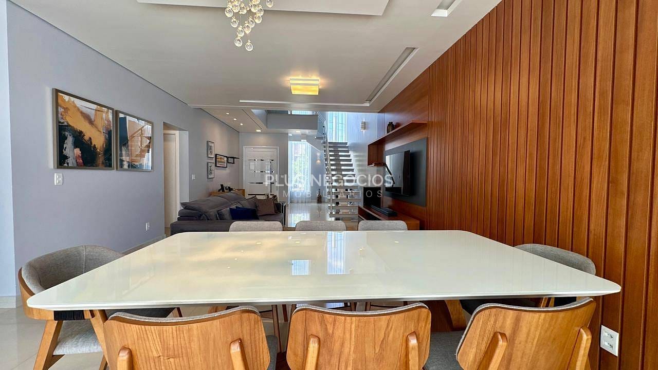 Casa, 4 quartos, 246 m² - Foto 20