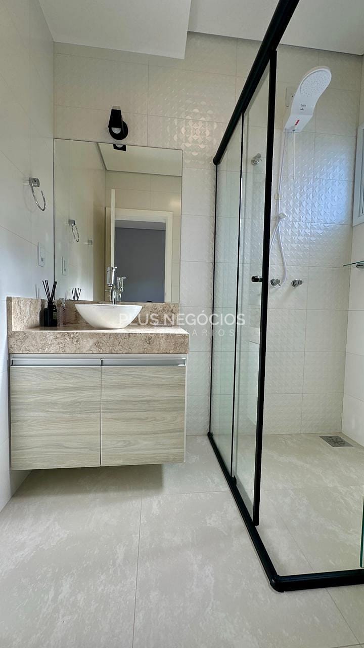 Casa, 4 quartos, 246 m² - Foto 22