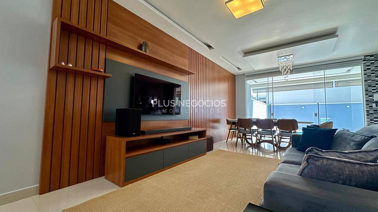 Casa, 4 quartos, 246 m² - Foto 49