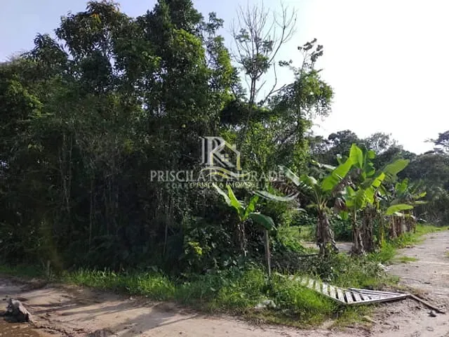 Casa com 1575m², à venda, no bairro Boracéia em Bertioga