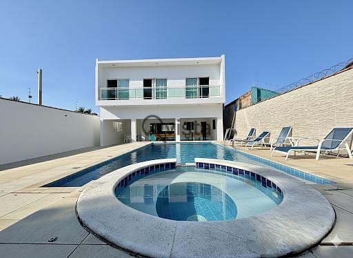 Casa, 5 quartos, 150 m² - Foto 1