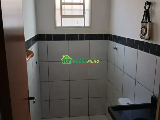 Casa com 200m² 3 quartos e 1 banheiro, à venda, no bairro Parque Sul em Teresina