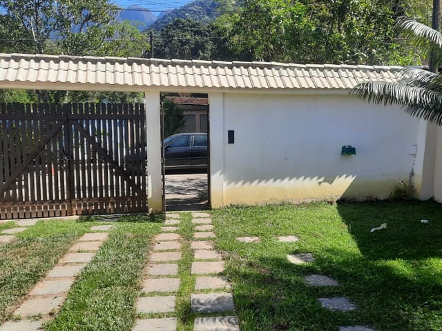 Foto do Casa - Casa composta de 2 quartos, 1 banheiro, 85m² de área construída,  para locação, localizada no Centro, Guapimirim, RJ | Sansil Imóveis