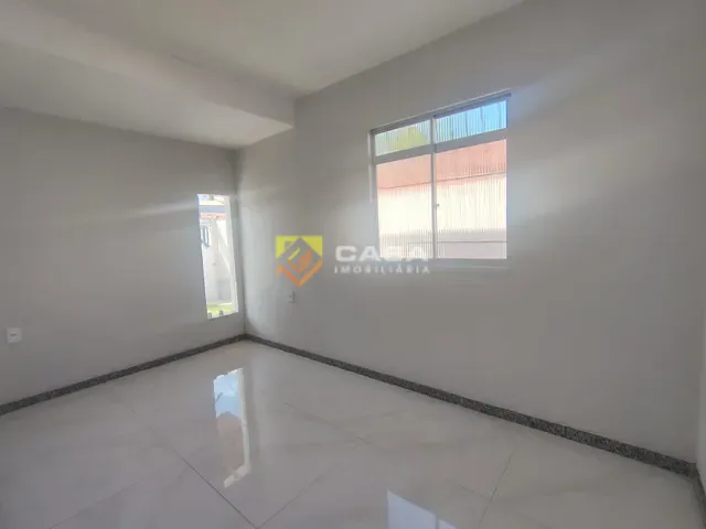 Casa 3 quartos e 2 banheiros, à venda, no bairro Morada de Laranjeiras em Serra