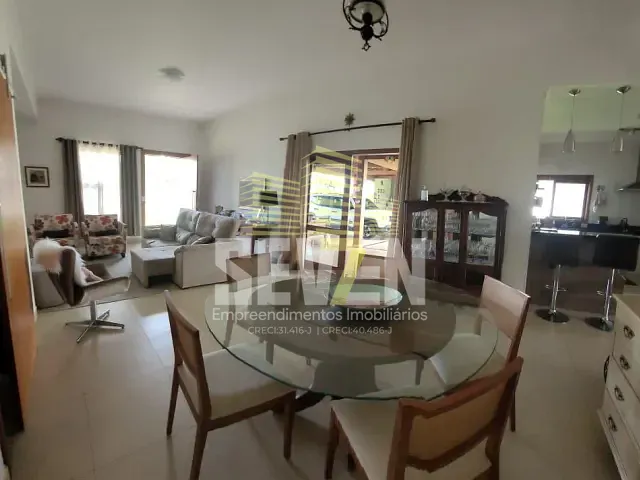 Casa com 1000m², à venda, no bairro Recanto dos Nobres em Agudos