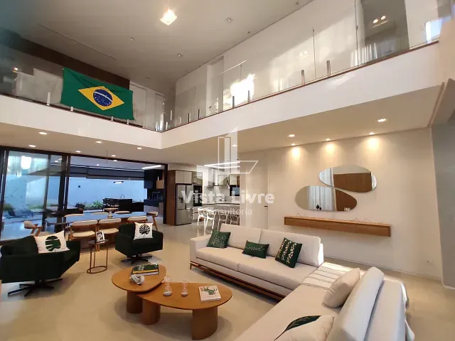 Casa com 349m² 4 quartos e 6 banheiros, à venda, no bairro Tamboré em Santana de Parnaíba