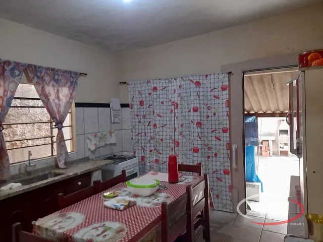 Casa com 250m² 3 quartos e 1 banheiro, à venda, no bairro Jardim Picerno I em Sumaré
