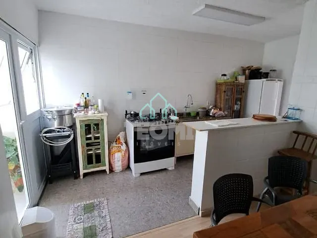 Casa com 125m² 3 quartos e 1 banheiro, à venda, no bairro Alto de São Pedro em Taubaté