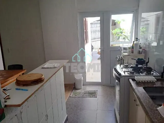 Casa com 125m² 3 quartos e 1 banheiro, à venda, no bairro Alto de São Pedro em Taubaté