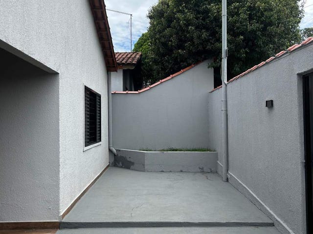 Casa com 255m² 3 quartos e 1 banheiro, à venda, no bairro Setor Parque das Américas em Nerópolis