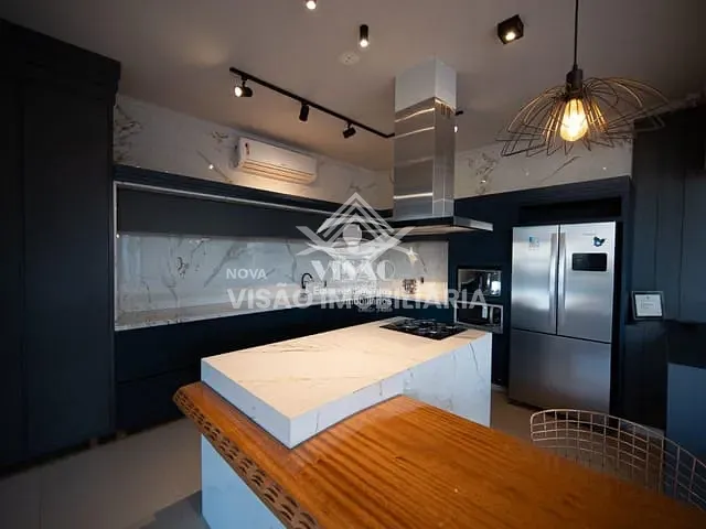 Casa com 364m² 3 quartos e 1 banheiro, à venda, no bairro Aquarela Brasil em Sinop