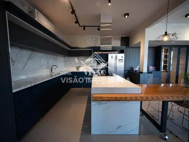 Casa com 364m² 3 quartos e 1 banheiro, à venda, no bairro Aquarela Brasil em Sinop