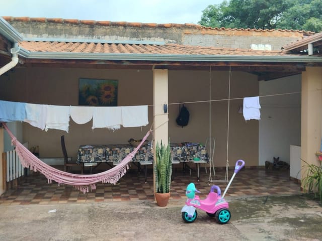 Casa com 275m² 4 quartos e 2 banheiros, à venda, no bairro Jardim Almeida em São João da Boa Vista