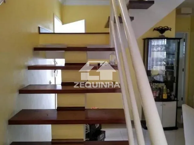 Casa com 125m² 3 quartos e 4 banheiros, à venda, no bairro Jardim Umuarama em Osasco