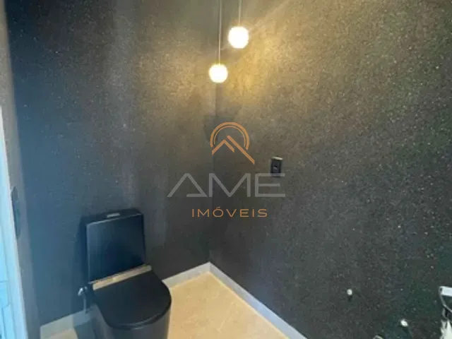 Casa com 401m² 4 quartos e 5 banheiros, à venda, no bairro Laranjal em Pelotas