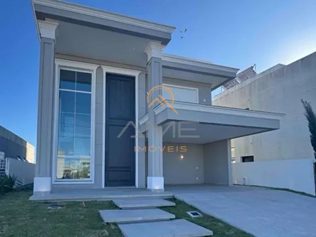 Casa com 401m² 4 quartos e 5 banheiros, à venda, no bairro Laranjal em Pelotas