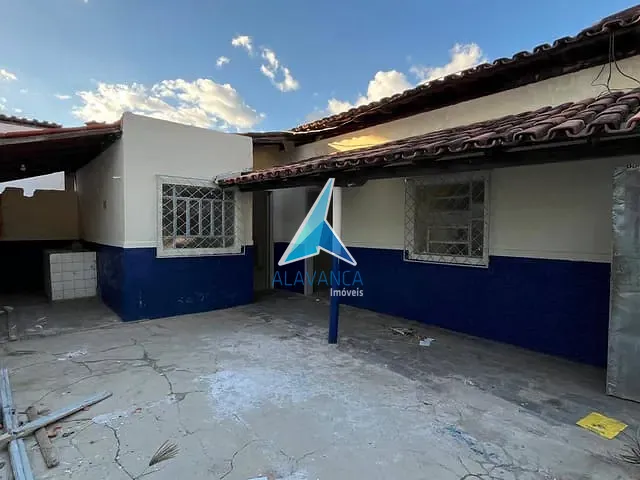 Casa com 195m² 2 quartos e 1 banheiro, para alugar, no bairro Lourdes em Governador Valadares