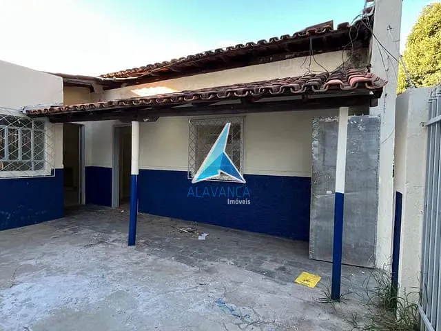 Casa com 195m² 2 quartos e 1 banheiro, para alugar, no bairro Lourdes em Governador Valadares