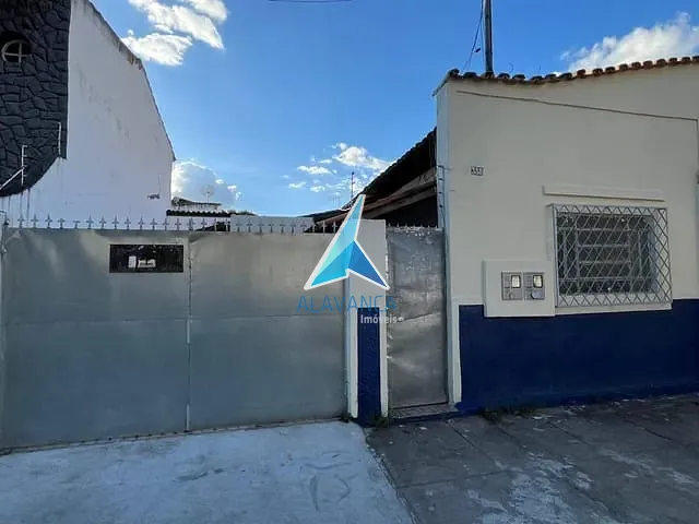 Casa com 195m² 2 quartos e 1 banheiro, para alugar, no bairro Lourdes em Governador Valadares