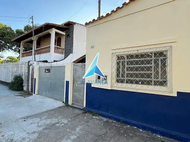 Casa com 195m² 2 quartos e 1 banheiro, para alugar, no bairro Lourdes em Governador Valadares