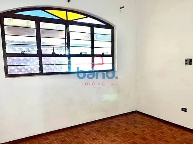 Casa com 195m² 3 quartos e 2 banheiros, à venda, no bairro Jardim Bela Vista em Porto Feliz