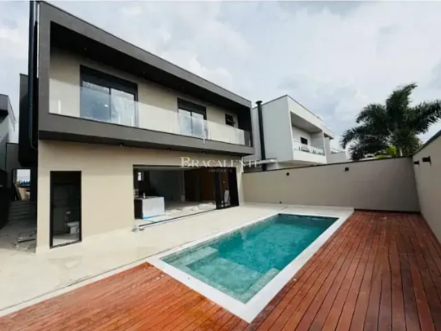 Casa com 308m² 3 quartos e 5 banheiros, à venda, no bairro Jardim São Marcos em Valinhos