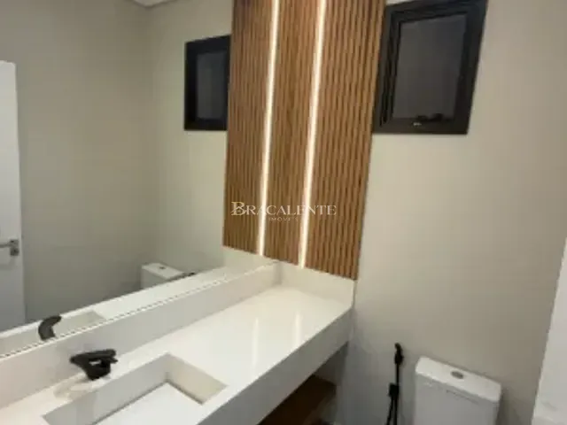 Casa com 308m² 3 quartos e 5 banheiros, à venda, no bairro Jardim São Marcos em Valinhos
