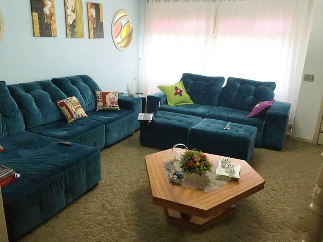 Casa com 300m² 4 quartos e 3 banheiros, à venda, no bairro Orfãs em Ponta Grossa