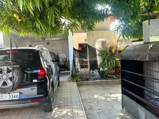 Casa com 183m² 3 quartos e 2 banheiros, à venda, no bairro Fátima em Teresina