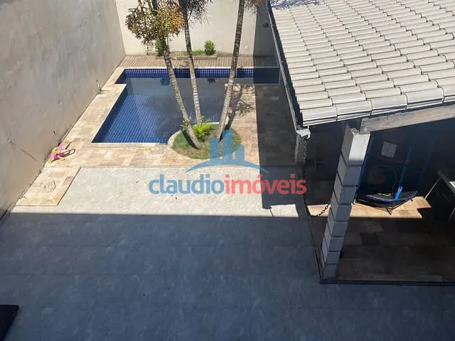 Casa com 240m² 4 quartos e 2 banheiros, à venda, no bairro Vista Alegre em Barra Mansa