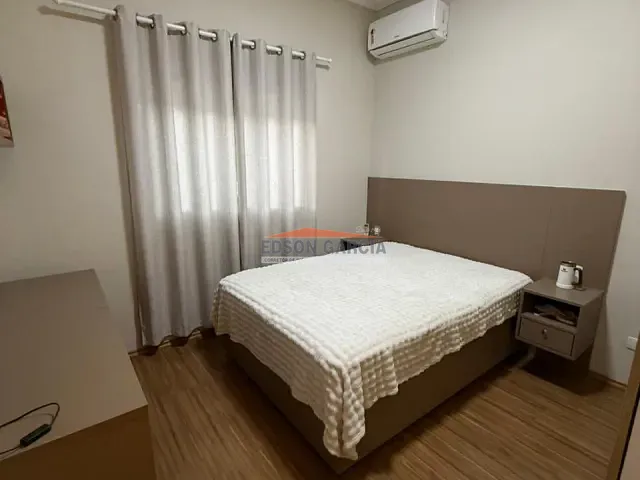 Casa com 200m² 4 quartos e 3 banheiros, à venda, no bairro Wanel Ville em Sorocaba