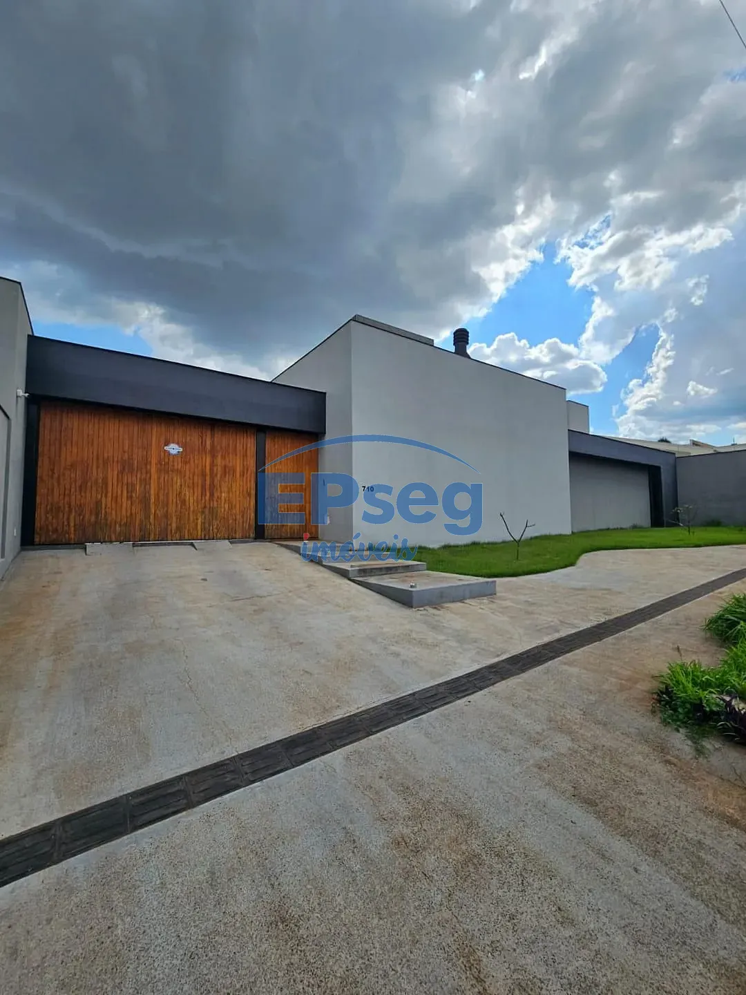 Casa, 3 quartos, 250 m² - Foto 1