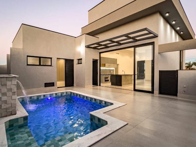 Casa 3 quartos e 2 banheiros, à venda, no bairro Residencial Maria Júlia em São José do Rio Preto
