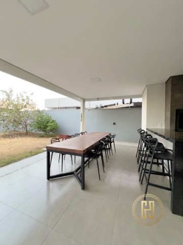 Casa 4 quartos e 3 banheiros, à venda, no bairro Parque dos Ingás em Nova Mutum