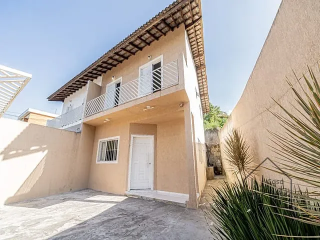 Casa com 157m² 3 quartos e 3 banheiros, à venda, no bairro Vila São Francisco de Assis em Cotia