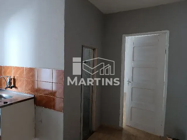 Casa 1 quarto e 1 banheiro, à venda, no bairro Jardim Faria Lima em São Paulo
