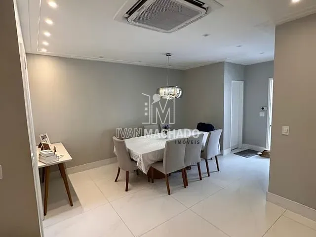 Casa 4 quartos e 6 banheiros, à venda, no bairro Jardim Camburi em Vitória