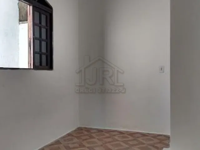 Casa com 199m² 2 quartos e 1 banheiro, à venda, no bairro Jardim Zaira em Mauá
