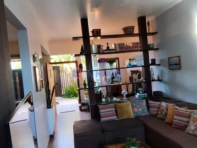 Casa com 360m² 5 quartos e 6 banheiros, à venda, no bairro Pontal em Ilhéus