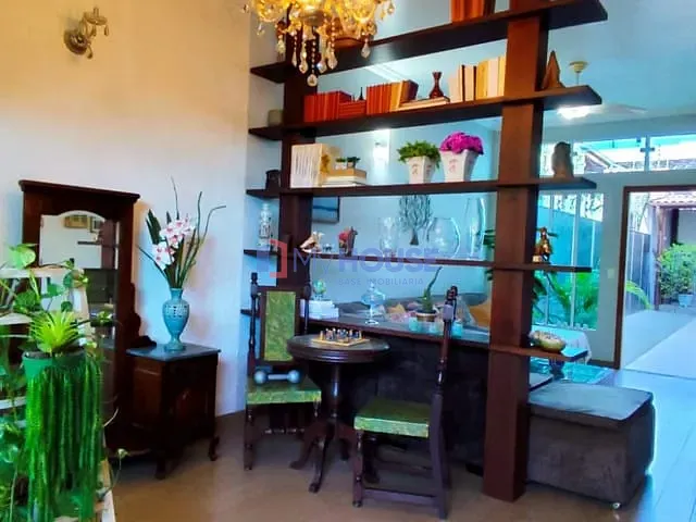 Casa com 360m² 5 quartos e 6 banheiros, à venda, no bairro Pontal em Ilhéus