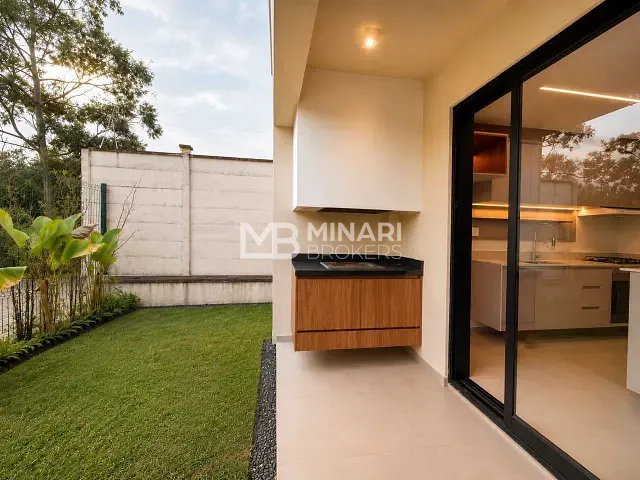 Casa 3 quartos e 4 banheiros, à venda, no bairro Tanquinho em Santana de Parnaíba