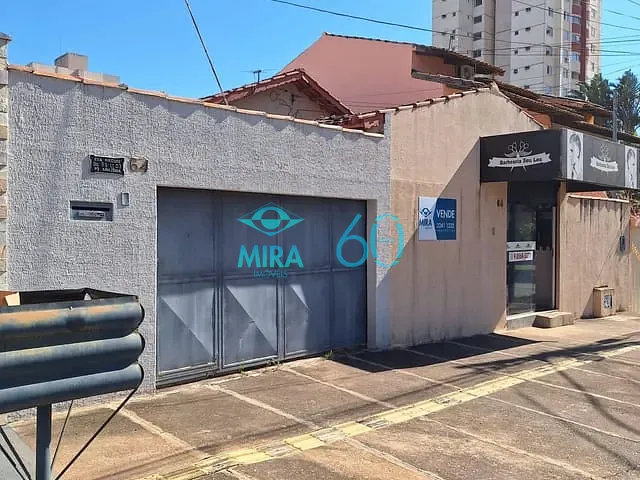 Casa com 390m² 2 quartos e 2 banheiros, à venda, no bairro Parque Amazônia em Goiânia