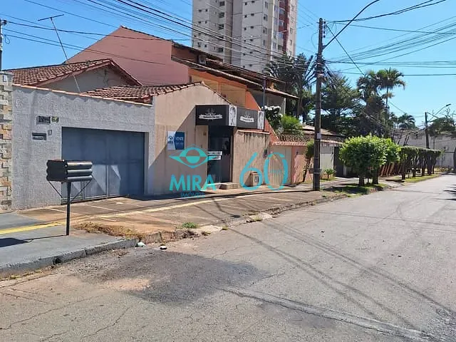 Casa com 390m² 2 quartos e 2 banheiros, à venda, no bairro Parque Amazônia em Goiânia