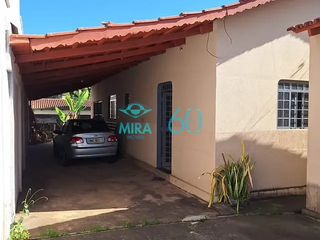 Casa com 390m² 2 quartos e 2 banheiros, à venda, no bairro Parque Amazônia em Goiânia