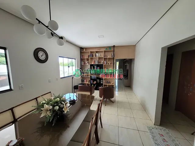 Casa com 750m² 3 quartos e 3 banheiros, à venda, no bairro Nova Canarana em Canarana